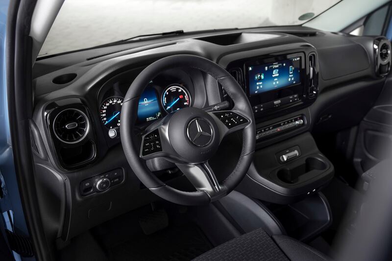 foto mercedes vito tourer 1