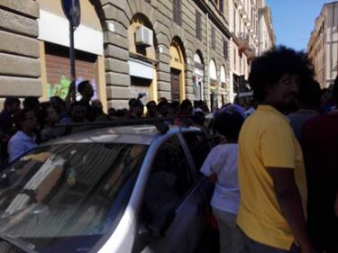 Roma, i movimenti per la casa al fianco degli ex occupanti 3