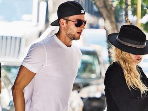 Madonna e Kevin Sampaio di Ballando con le Stelle si sono baciati in un video