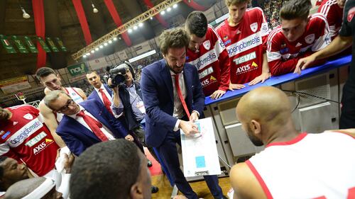 Pozzecco show alla prima di campionato 2
