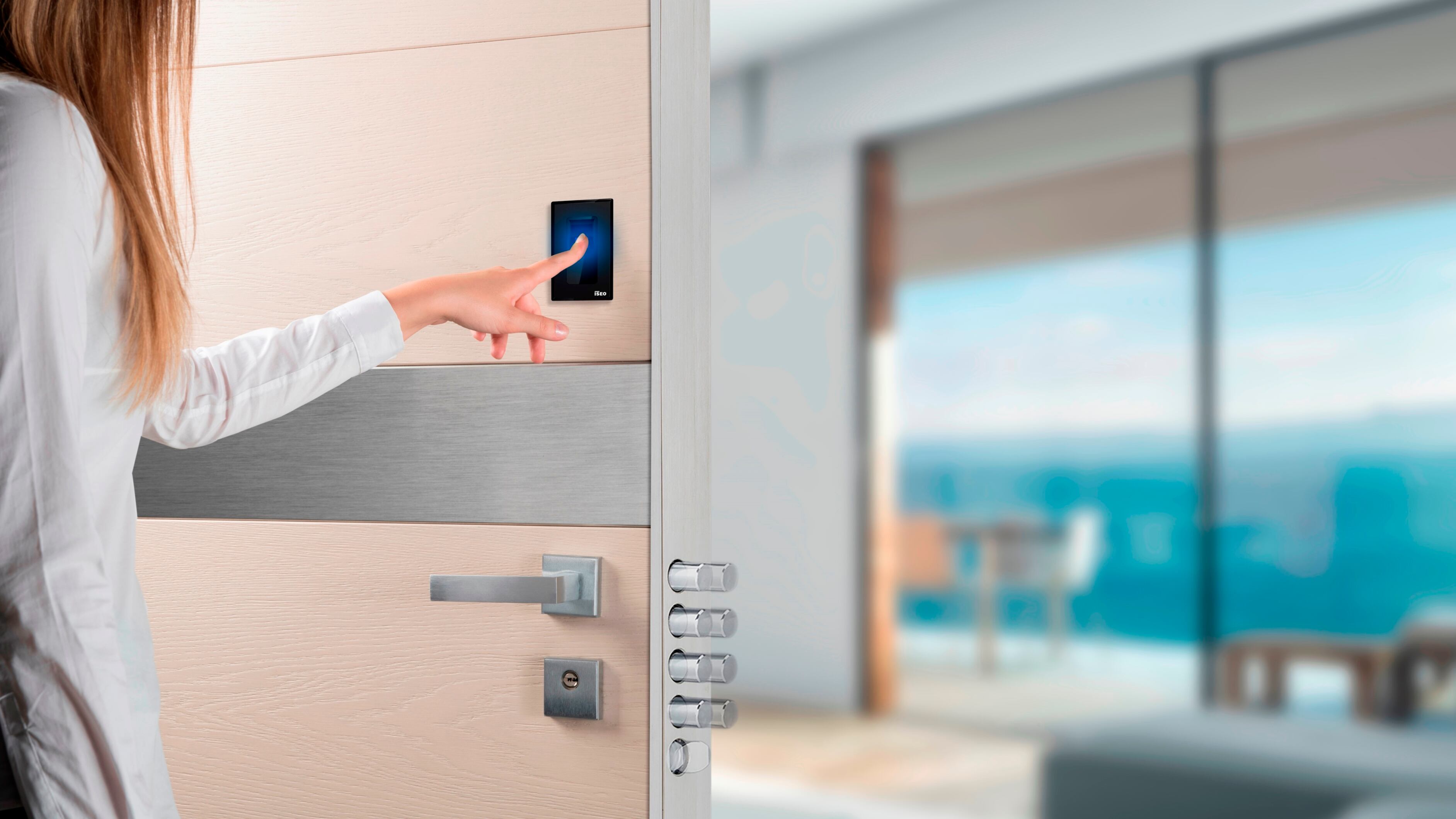 Design e sistemi avanzati invisibili per difendere e gestire la casa