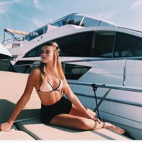 Sofia Calzetti incanta su Instagram: gli scatti di lady Aguero 8