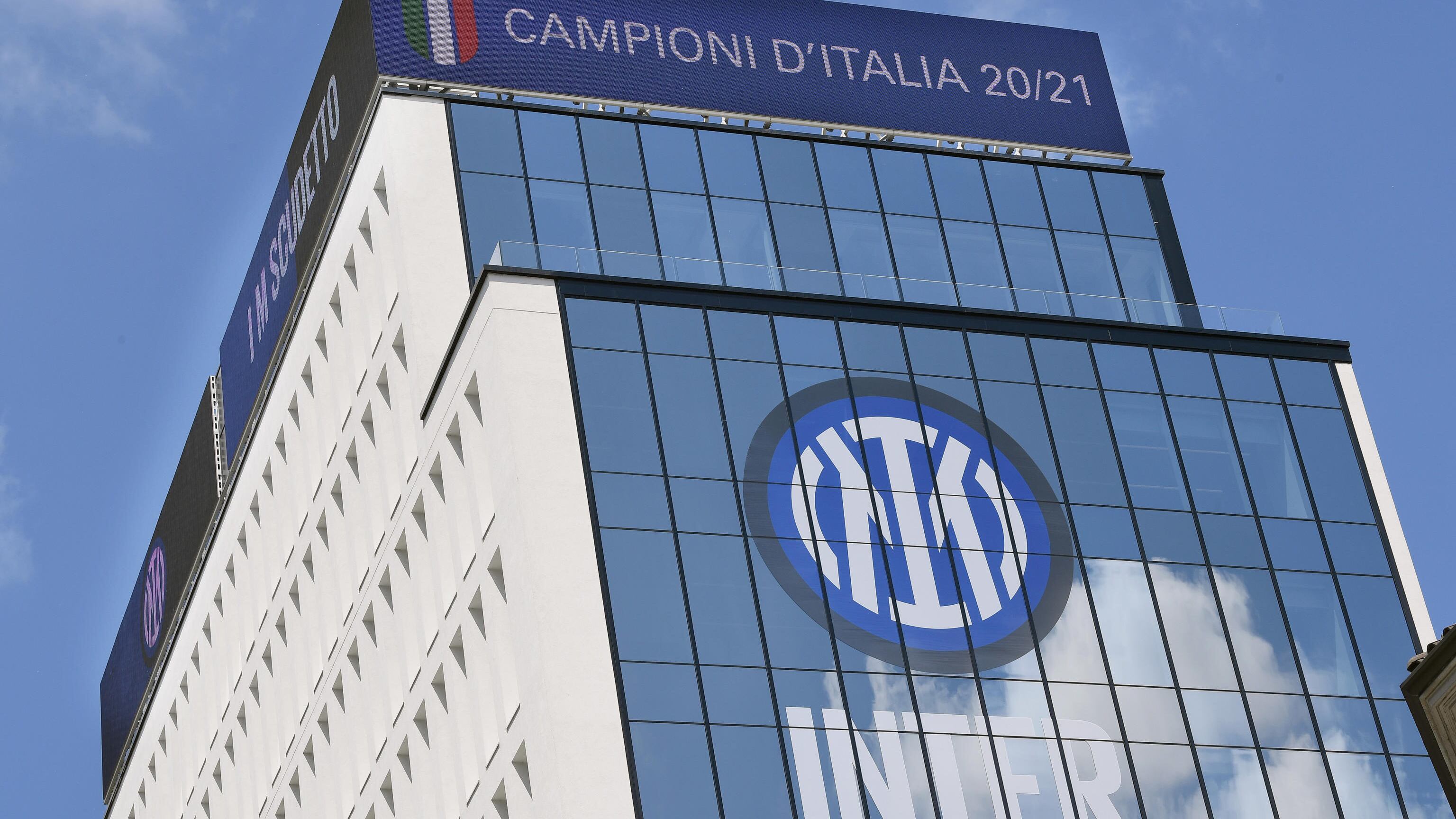 Plusvalenze, 100 milioni dubbi. Anche l'Inter sotto inchiesta