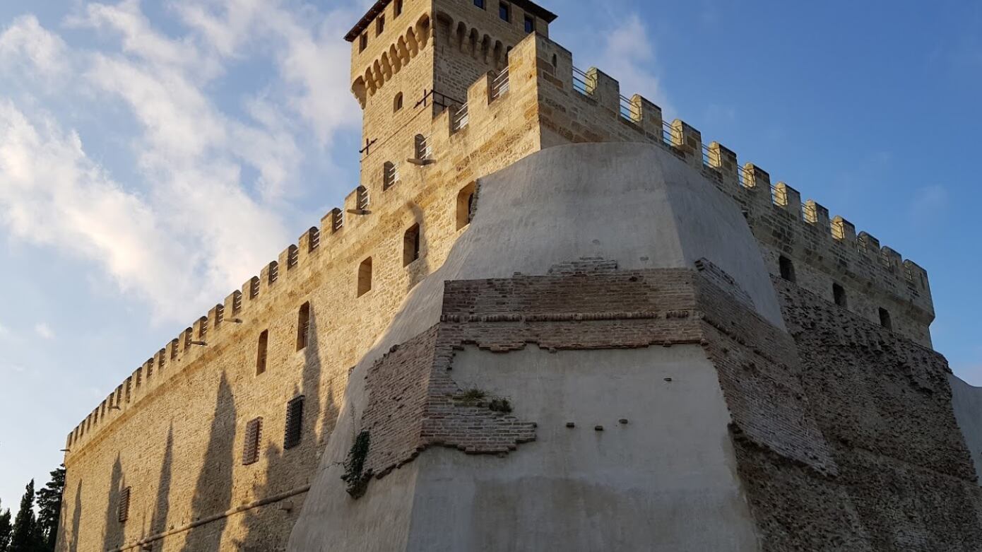 Rocca delle Caminate, il faro di Benito Mussolini spento dalla burocrazia