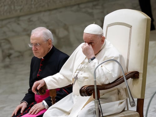 Stop ai nazionalismi e più obblighi green. Ecco la ricetta del Papa ai "grandi" della Terra