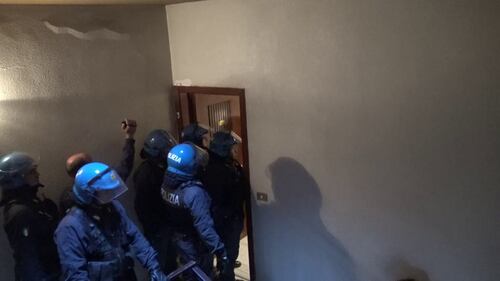Sgomberato immobile confiscato alla mafia 4