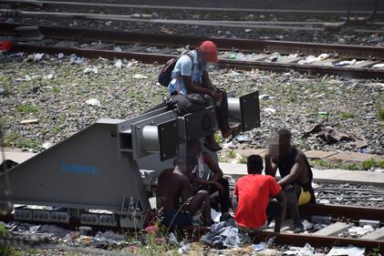Ventimiglia: ovunque accampamenti di migranti, pure in spiaggia 6