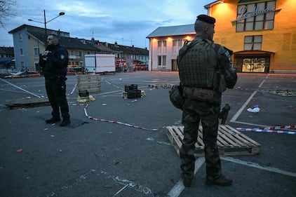 Attentato a Mulhouse (Francia): le immagini 8