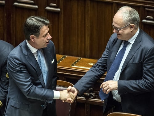 Il Pd candida Gualtieri per il posto di Gentiloni e si spacca