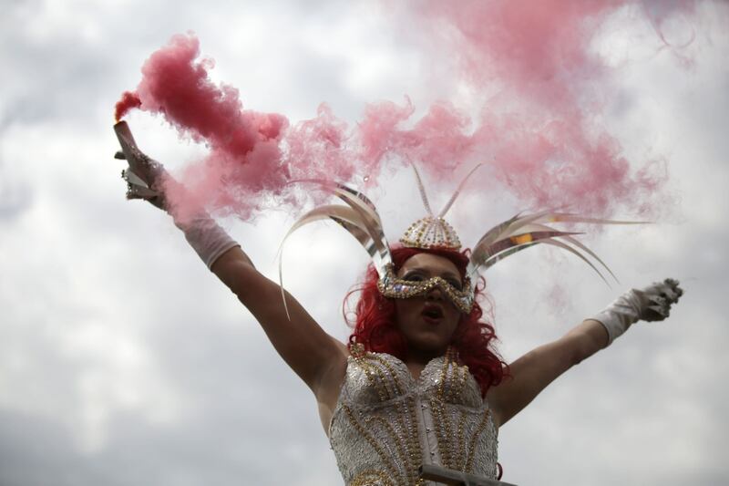 La sfilata del gay pride a Roma  6