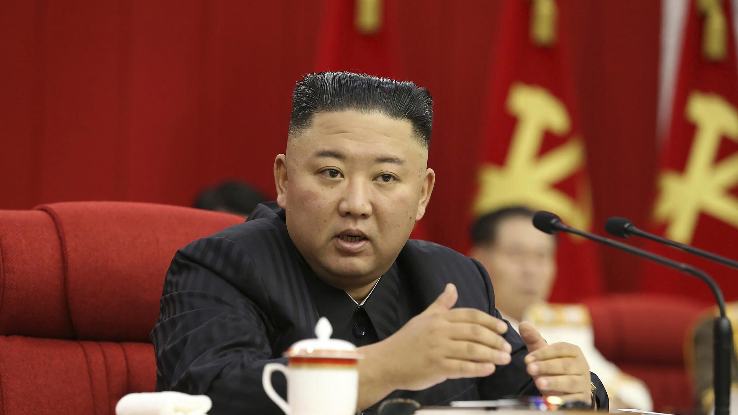 La visita all’unità corazzata e lo strano messaggio di Kim: il segnale agli Usa