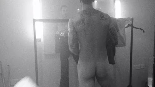 Adam Levine dei Maroon 5 nudo nel nuovo video 2