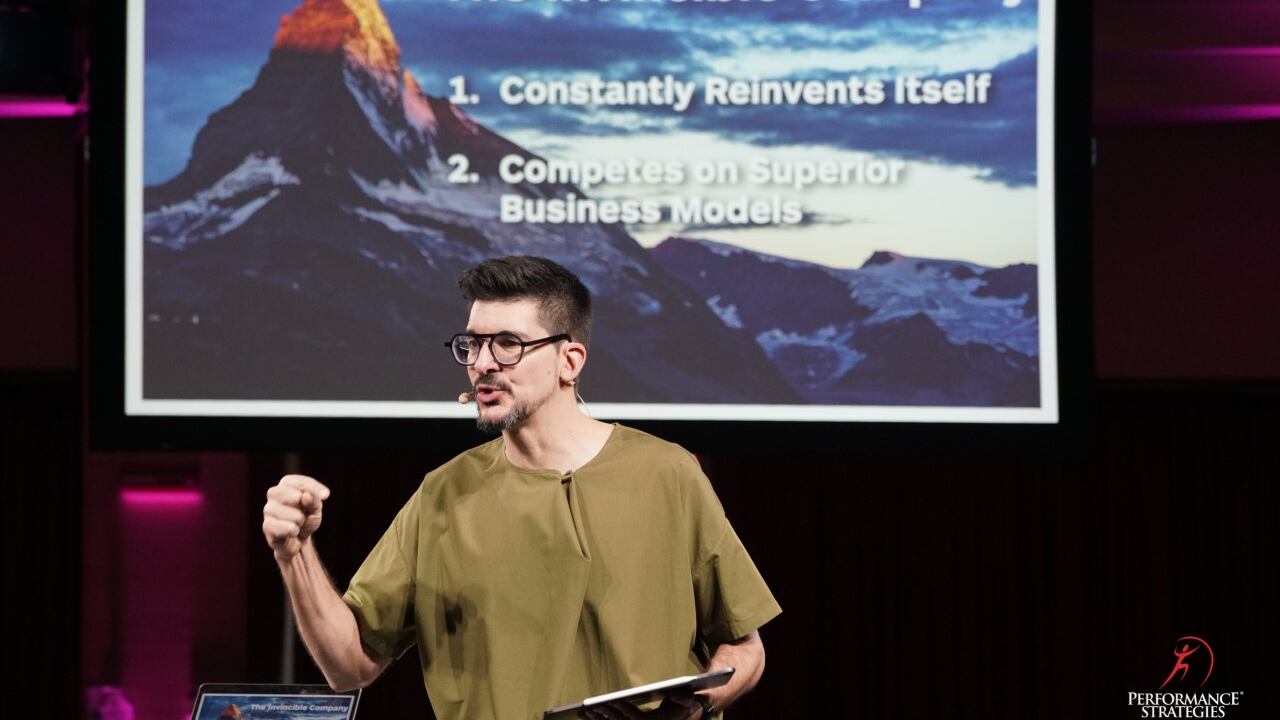 Alex Osterwalder: "Sfruttare la pandemia per innovare le aziende"