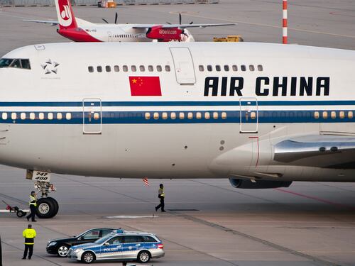 AirChina avverte i turisti in partenza per Londra: “Attenti è pieno di neri e pakistani"