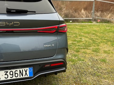 BYD Seal 6 DM-i Touring: guarda tutte le foto 4
