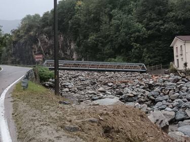 Il ponte crollato e le frane: i danni del maltempo al Nord 2