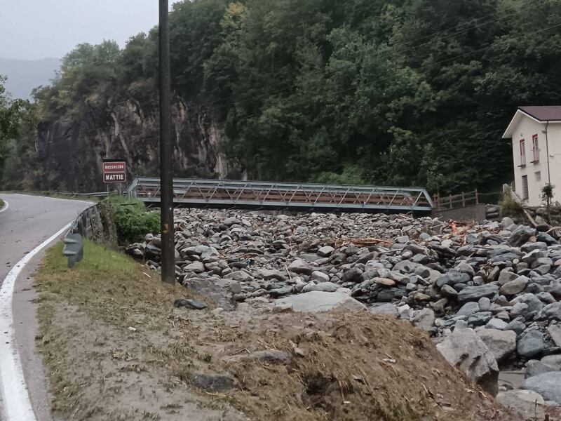 Il ponte crollato e le frane: i danni del maltempo al Nord 2