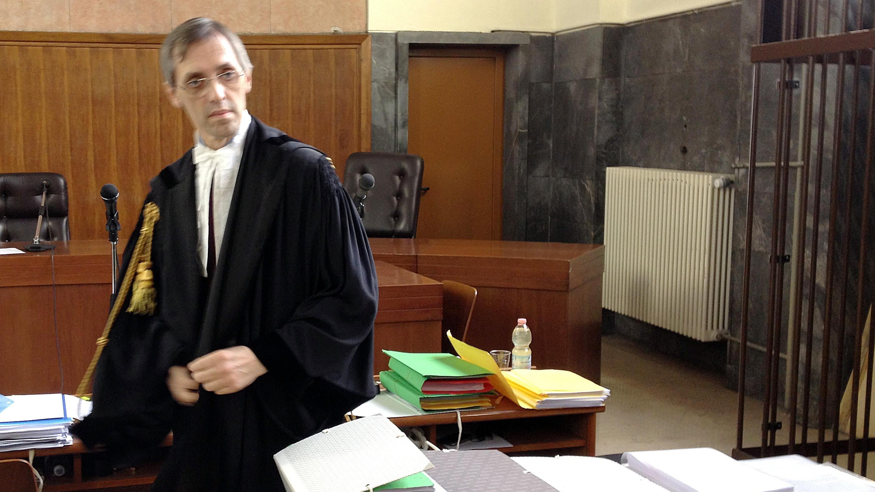Ghedini: "Negata la difesa"