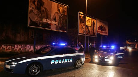 Orrore a Novara: neonato trovato morto tra i rifiuti