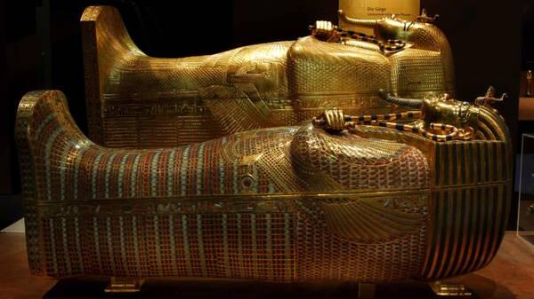 Tutankhamon era zoppo e frutto di un incesto
