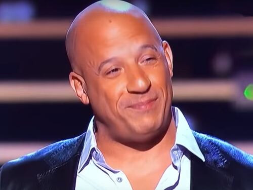 Vin Diesel manda in tilt Instagram con la sua versione della banana di Cattelan