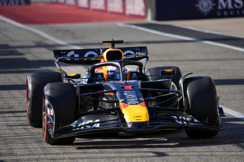  Scontro Piastri-Norris alla prima curva. Verstappen ringrazia e spera ancora 