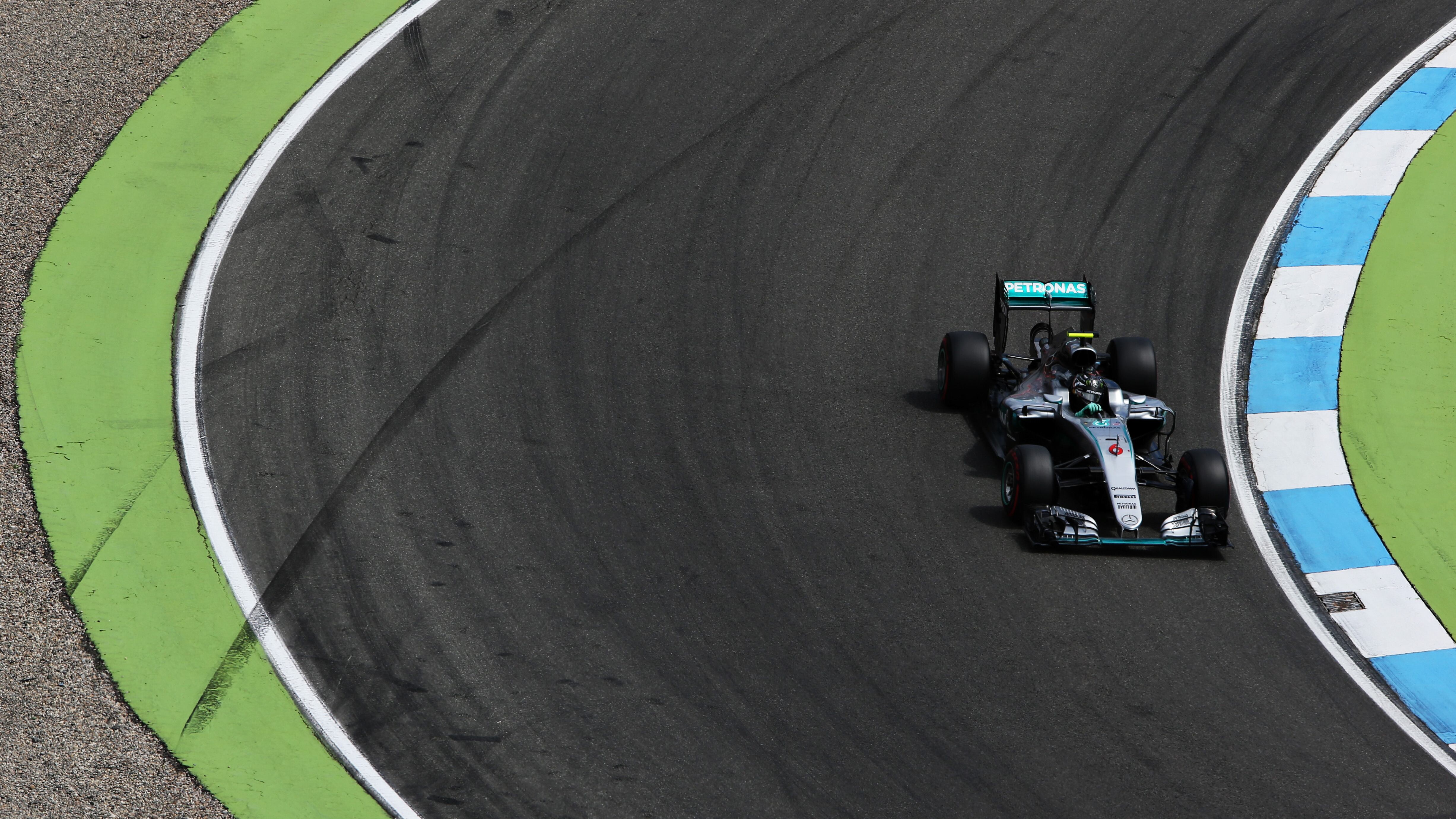 Formula 1, gp di Germania: Hamilton parte dalla pole, terza fila per le Ferrari