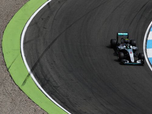 Formula 1, gp di Germania: Hamilton parte dalla pole, terza fila per le Ferrari