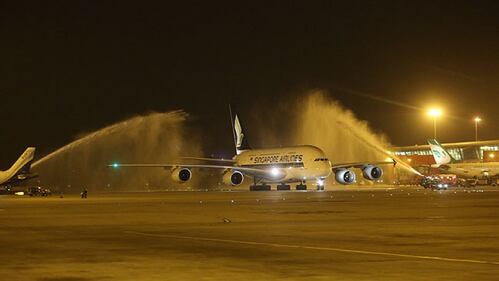 Paura sul volo Singapore Airlines 1