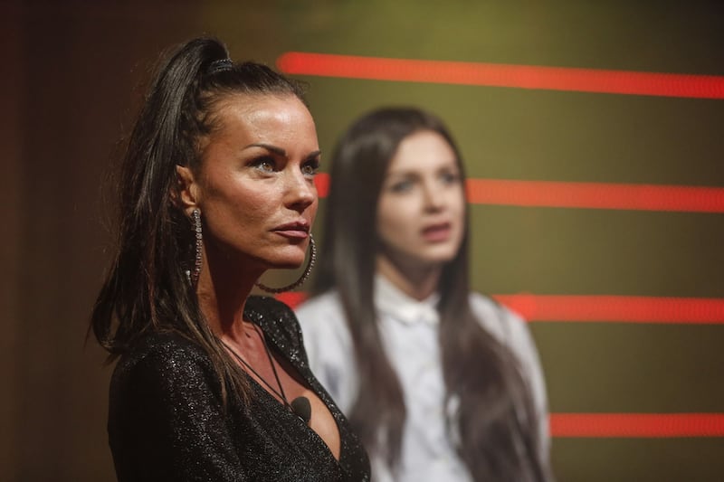 Antonella Mosetti e Asia Nuccetelli sexy al Grande Fratello Vip 5