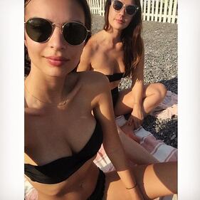 Emily Ratajkowski: lato b da urlo nelle foto dall'Italia 7