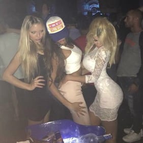 Charlotte Caniggia: scatti hot su Instagram 15