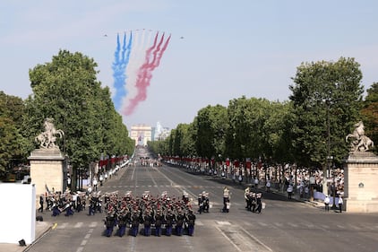 La parata del 14 luglio sugli Champs-Elysées 6