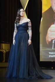 Monica Bellucci sexy al Festival di Cannes 37