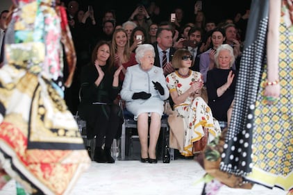 La Regina Elisabetta alla Fashion Week 3