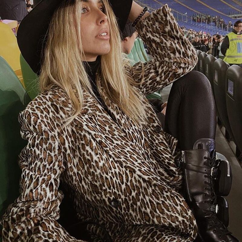 Viktorija Mihajlovic spopola sui social 7