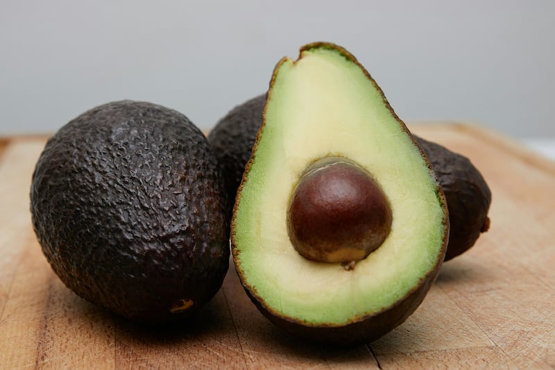 Avocado, ecco per chi riduce i rischi di malattie cardiache secondo uno studio