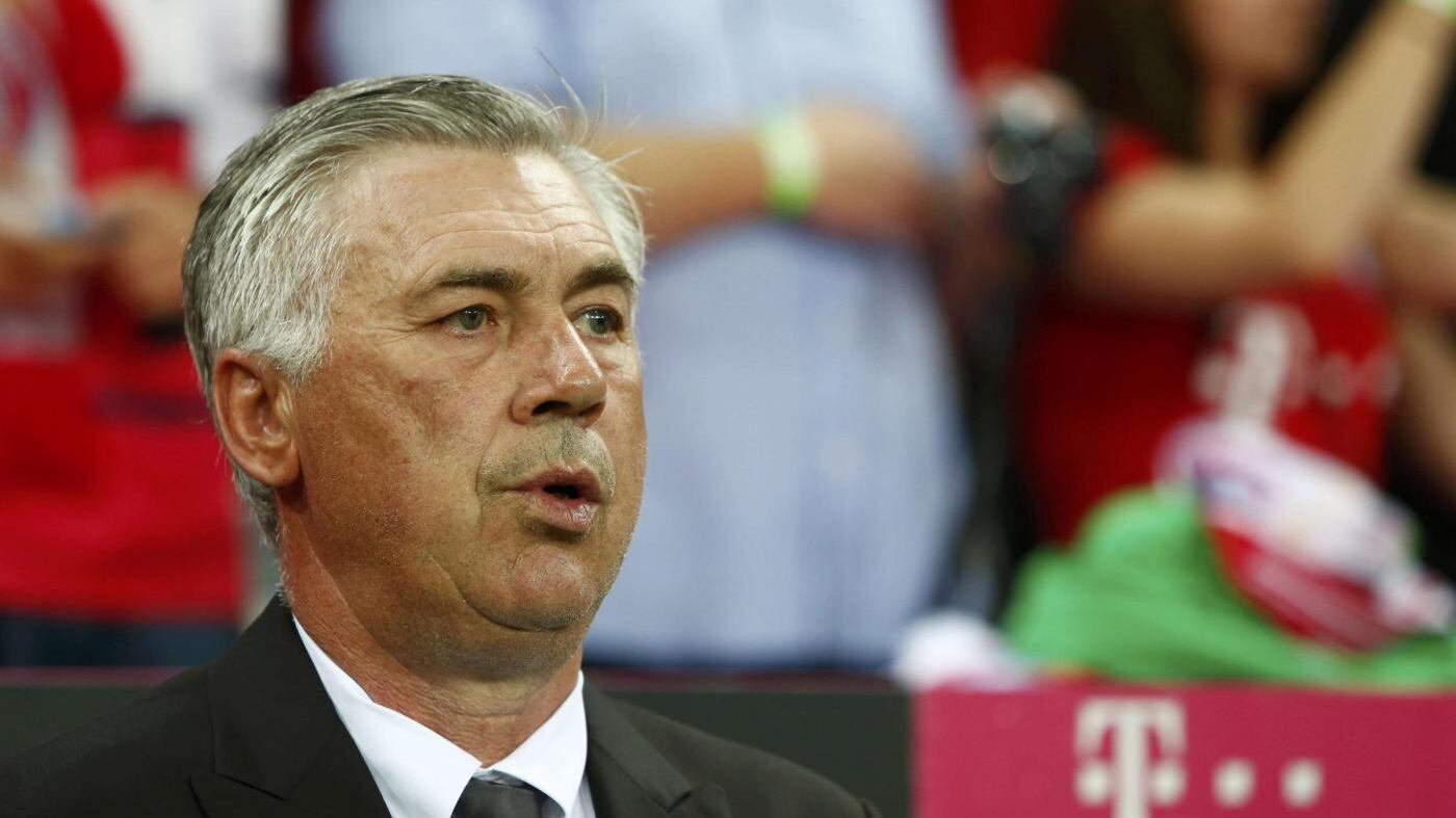 L'aziendalista Ancelotti in soccorso di ADL: "Cavani? Solo voci, ho già un Napoli forte"