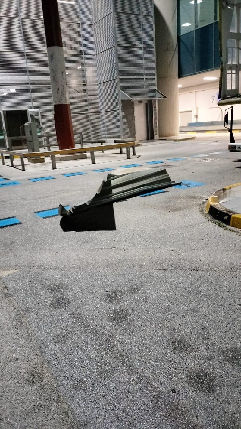 Tornado si abbatte sull'aeroporto di Trapani: gravi danni alla struttura 6