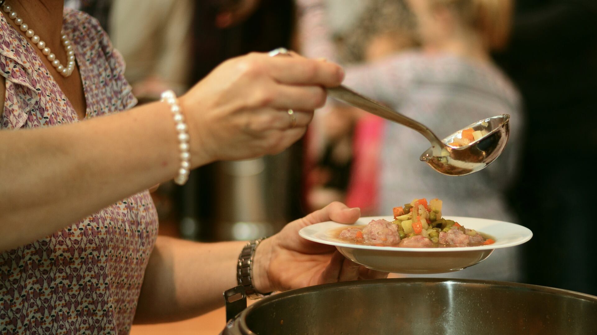 Anche il Rotary in aiuto delle famiglie in difficoltà