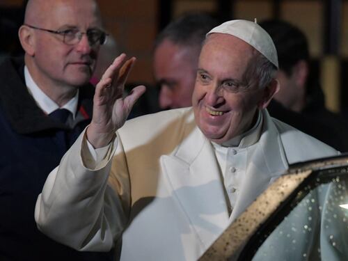 Il Papa: "Pregare per i cristiani in Medio Oriente"