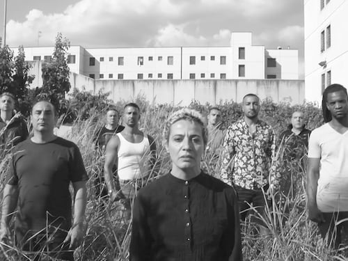 "Il pianto degli Eroi", il film "esperimento" con i detenuti del carcere di Bollate