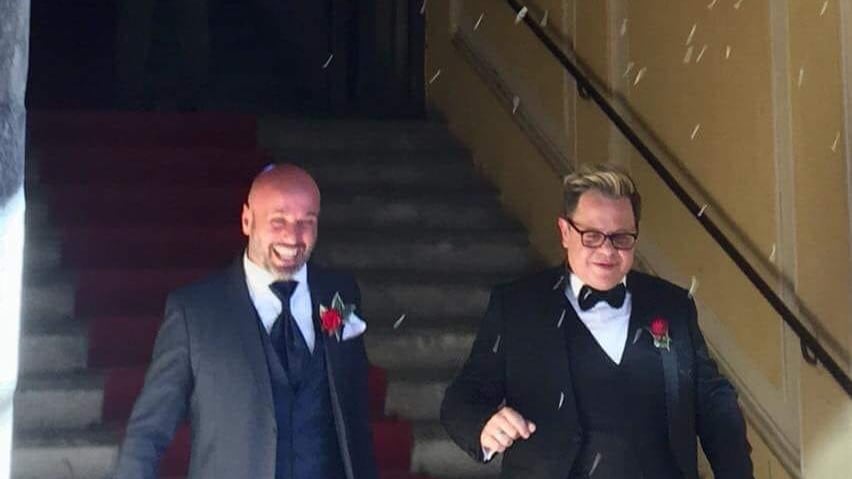 Spyros, primo Masterchef d'Italia, si è unito civilmente col compagno Marco