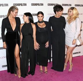 Kim Kardashian sempre più bella in gravidanza 17