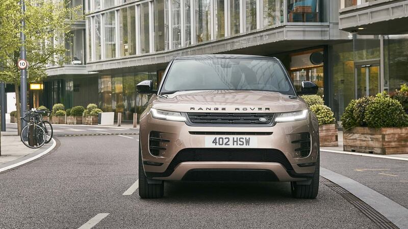 Range Rover Evoque 2023, guarda tutte le immagini 5