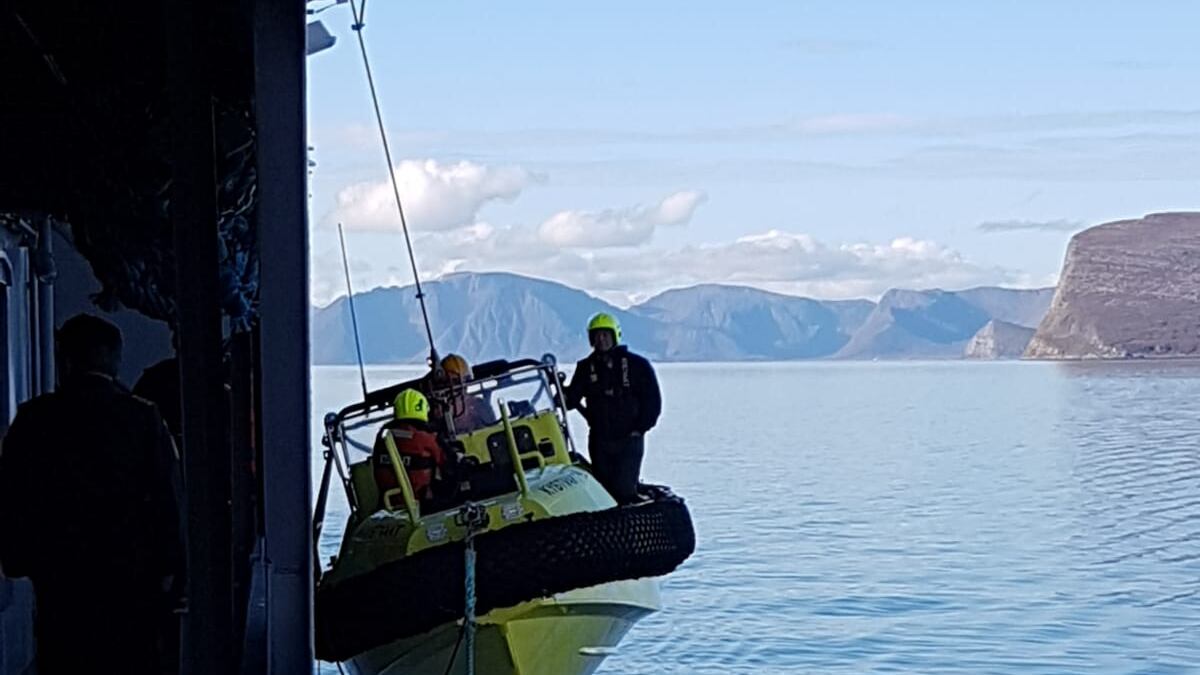 Nel mare di Barents con la Marina norvegese per pattugliare le acque contro il «black fish»