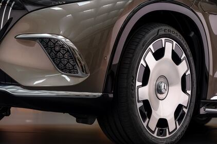 Mercedes-Maybach EQS SUV: guarda la gallery 14