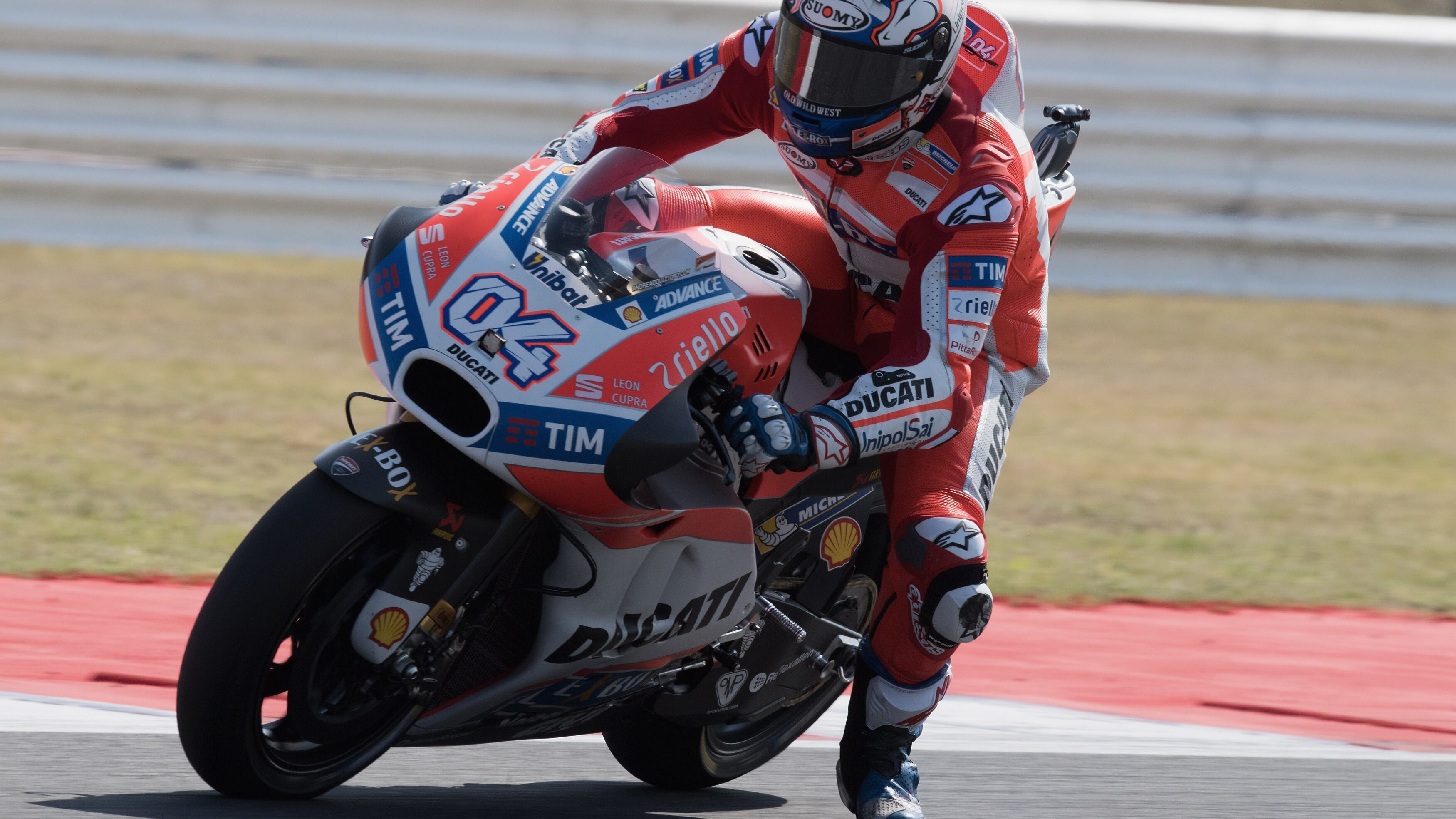 Viñales e Dovi all'assalto di Marquez