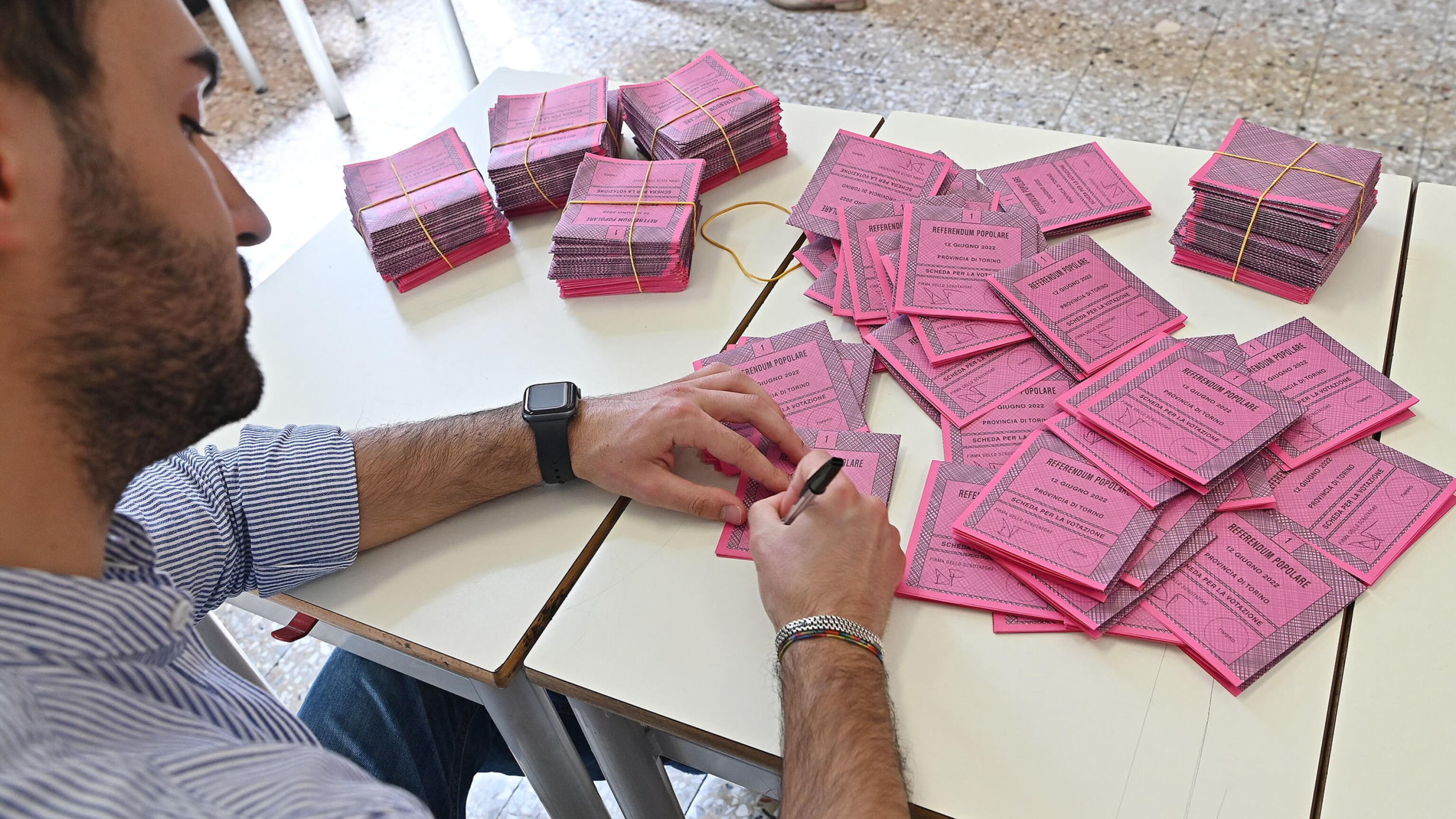 La sinistra boicotta il quorum e mobilita i suoi giornali