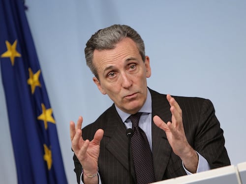Fuori dall'euro o strangolati: il bivio del nuovo governo